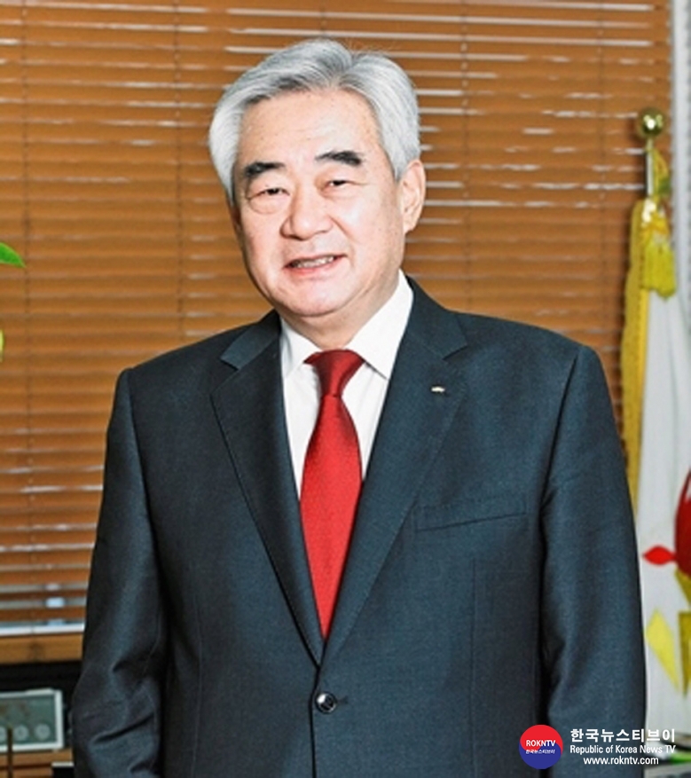 기사 2021.10.06.(수) 7-0 (사진) 조정원 세계태권도연맹 총재 WT President Chungwon Choue .jpg