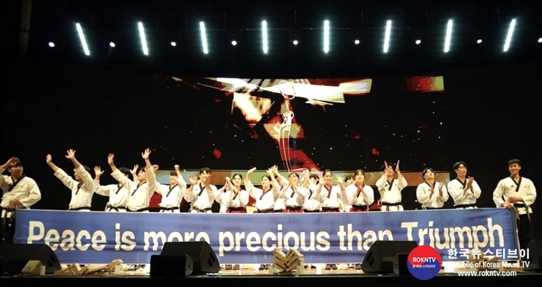 기사 2022.10.21.(금) 3-1 (사진) World Taekwondo Demonstration Team lights up ANOC Awards 2022.jpg