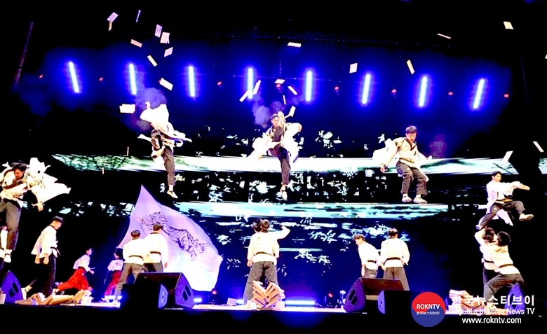 기사 2022.10.21.(금) 3-3 (사진) World Taekwondo Demonstration Team lights up ANOC Awards 2022 - 복사본.jpg