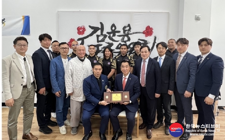 기사 2023.04.14.(금) 1-2 (사진) 김운용스포츠위원회, 태국 챤차이 숙수완 체육회장 운영집행위원 위촉.jpg