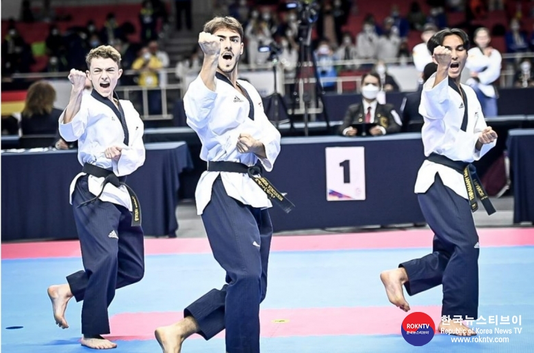 기사 2022.04.22.(금) 2-6 (사진) 2022 Goyang World Taekwondo Poomsae Championships .jpg