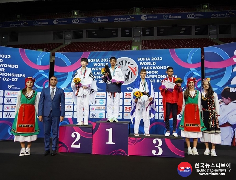 기사 2022.08.01.(월) 2-5 (사진)  Golds split between Korea, Azerbaijan, Thailand and Uzbekistan on day 2 of Sofia 2022 World Taekwondo Cadet Championships .jpg