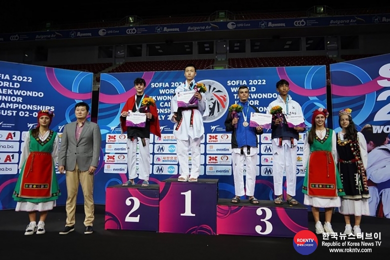 기사 2022.08.01.(월) 2-2 (사진)  Golds split between Korea, Azerbaijan, Thailand and Uzbekistan on day 2 of Sofia 2022 World Taekwondo Cadet Championships .jpg