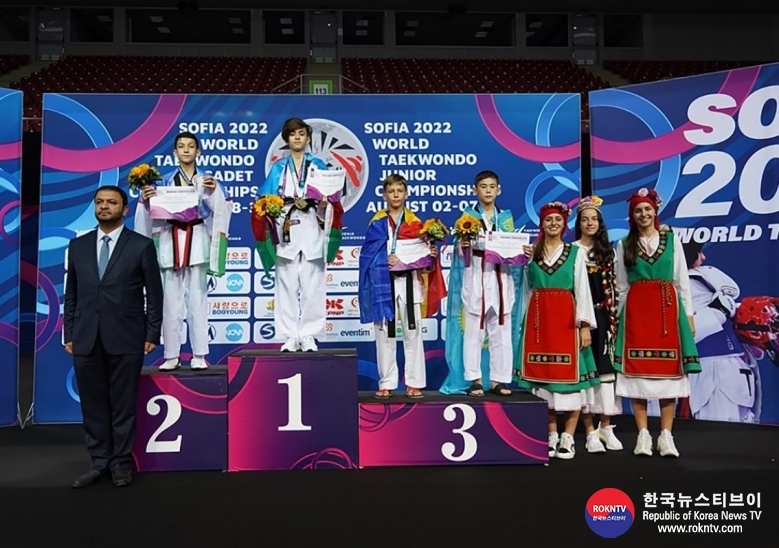 기사 2022.08.01.(월) 2-1 (사진)  Golds split between Korea, Azerbaijan, Thailand and Uzbekistan on day 2 of Sofia 2022 World Taekwondo Cadet Championships .jpg