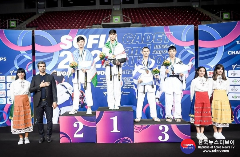 기사 2022.08.08.(월) 1-1 (사진)  Italy wins first gold alongside Iran and Korea on day four of Sofia 2022 World Taekwondo Junior Championships  .jpg