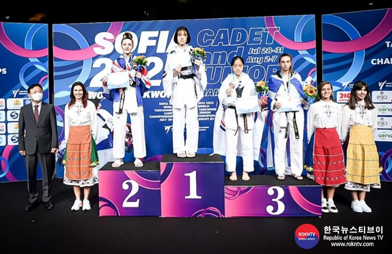 기사 2022.08.08.(월) 3-4 (사진)  Iran, Korea and Belgium among the gold medals on day 5 of Sofia 2022 World Taekwondo Junior Championships  .jpg