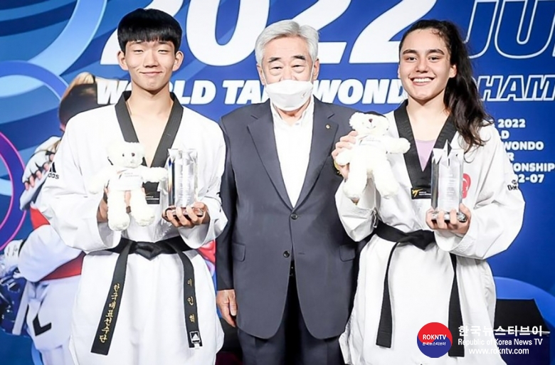 기사 2022.08.08.(월) 4-1 (사진)  Korea, Iran and Turkiye win gold on final day of Sofia 2022 World Taekwondo Junior Championships   .jpg