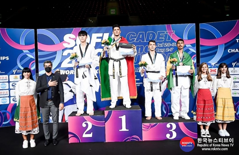 기사 2022.08.08.(월) 4-8 (사진)  Korea, Iran and Turkiye win gold on final day of Sofia 2022 World Taekwondo Junior Championships   .jpg