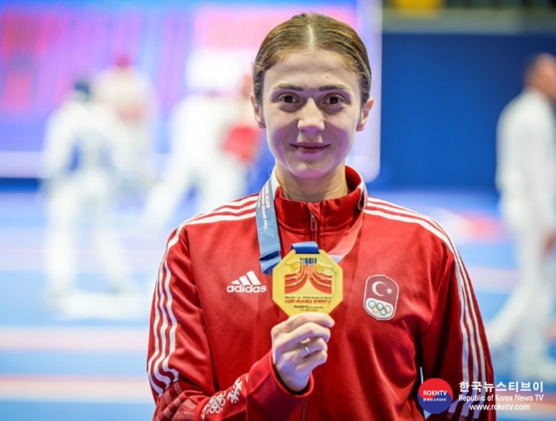 기사 2023.09.12.(화) 8-1 (사진 1) Merve Dincel continues Türkiye’s golden 2023.JPG