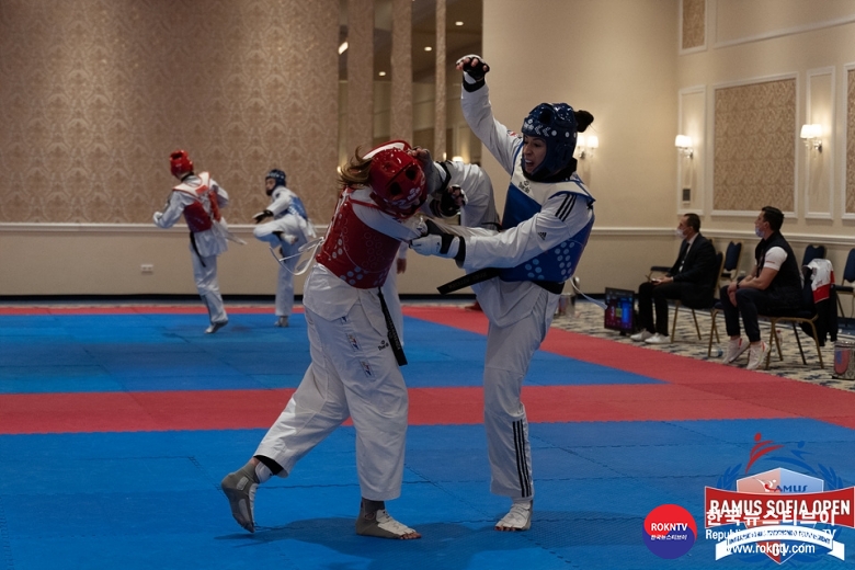 기사 2021.03.15.(월) 1-2 (사진) Ramus Sofia Open 2021 kicked off the Taekwondo season.jpg