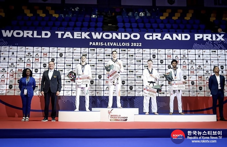 기사 2022.10.14.(금) 4-3 (사진)  Day two of Paris 2022 World Taekwondo Grand Prix sees Côte d'Ivoire, Spain and Italy triumph.jpg