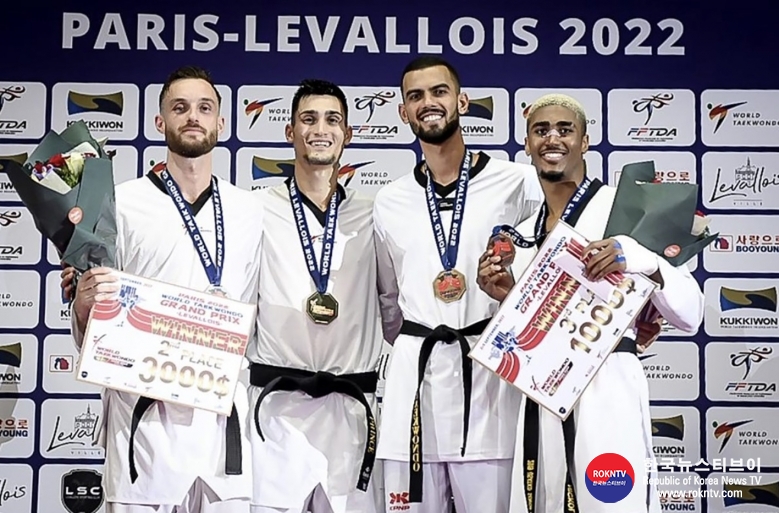 기사 2022.10.14.(금) 4-4 (사진)  Day two of Paris 2022 World Taekwondo Grand Prix sees Côte d'Ivoire, Spain and Italy triumph.jpg