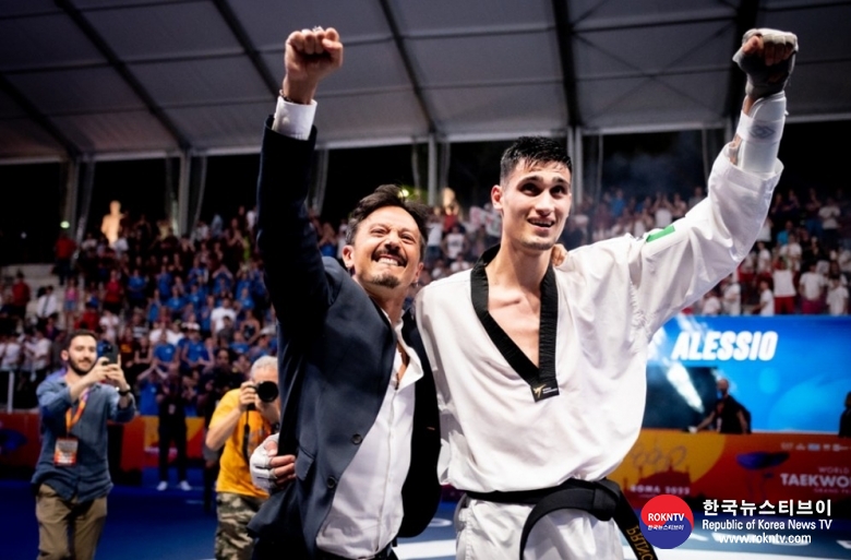 기사 2022.06.07.(화) 2-2 (사진)  Italian home favourite and Spanish teenage sensation win golds on last day of Roma 2022 World Taekwondo Grand Prix     .jpg