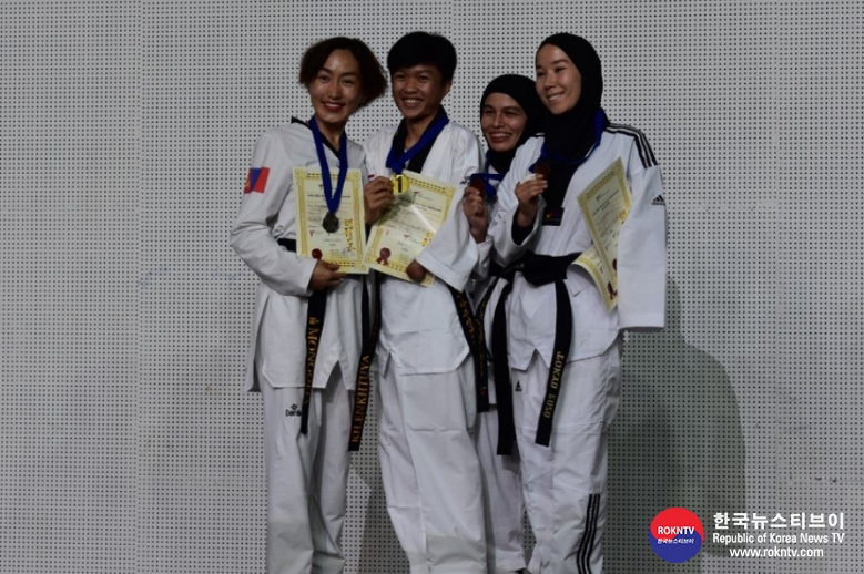 기사 2022.06.11.(토) 1-6 (사진)  Para Taekwondo’s Best Bring ‘Wow’ Factor to First Para Grand Prix   .jpg