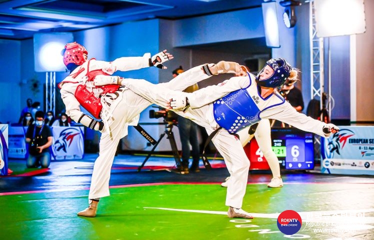 기사 2021.04.19.(월) 2-1 (사진) Great Britain, Russia and Turkey share honours on day 2 of European Taekwondo Championships .JPG