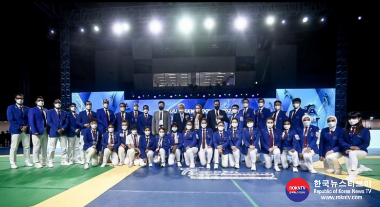 기사 2022.06.11.(토) 2-6 (사진) China and Chinese Taipei take first golds on offer at Muju Taekwondowon 2022 World Taekwondo Grand Prix Challenge   .jpg