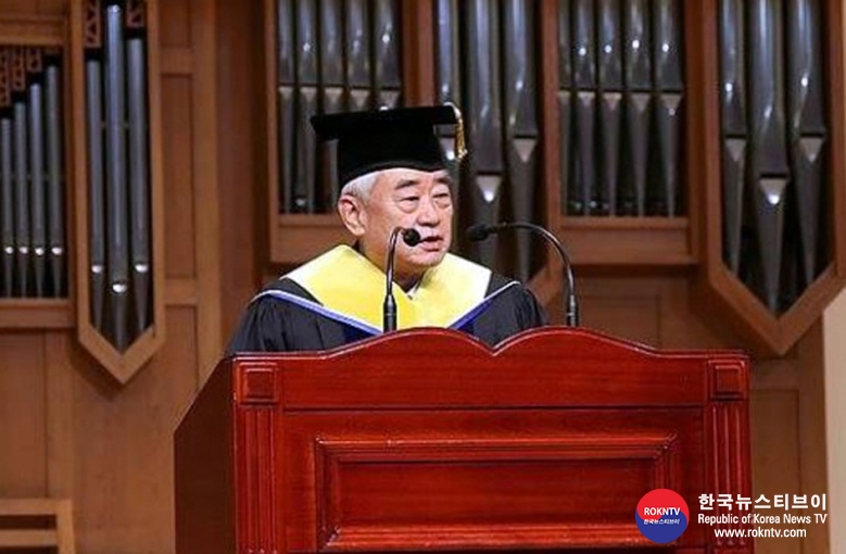 기사 2022.03.09.(수) 1-3 (사진) World Taekwondo President awarded honorary doctorate from Dankook University in Korea .jpg