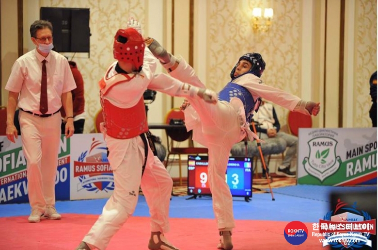 기사 2022.03.12.(토) 1-4 (사진) Taekwondo’s Elite Fight ‘Battle in a Bio Bubble’ in Bulgaria Ramus Open 2022 lures the sport’s top tier with conditions of utmost pandemic safety .JPG