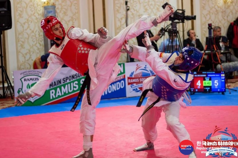 기사 2022.03.12.(토) 1-3 (사진) Taekwondo’s Elite Fight ‘Battle in a Bio Bubble’ in Bulgaria Ramus Open 2022 lures the sport’s top tier with conditions of utmost pandemic safety .JPG