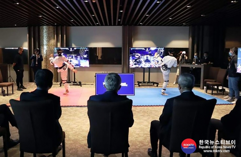 기사 2022.07.11.(월) 4-3 (사진) 세계태권도연맹 ,World Taekwondo and Refract Technologies set their sights on the Olympic Games with Virtual Taekwondo .jpg